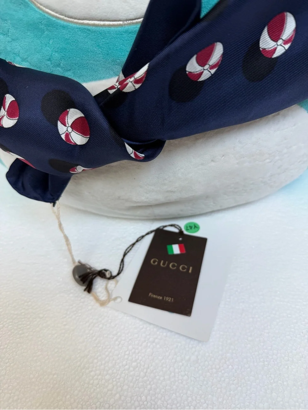 Gucci silk scarf - unused  Teal